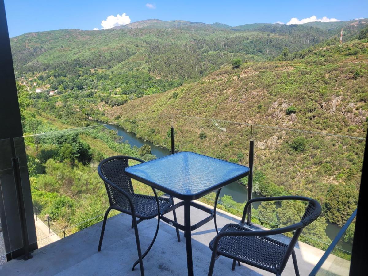 Infinity Houses Ponte da Barca Ngoại thất bức ảnh